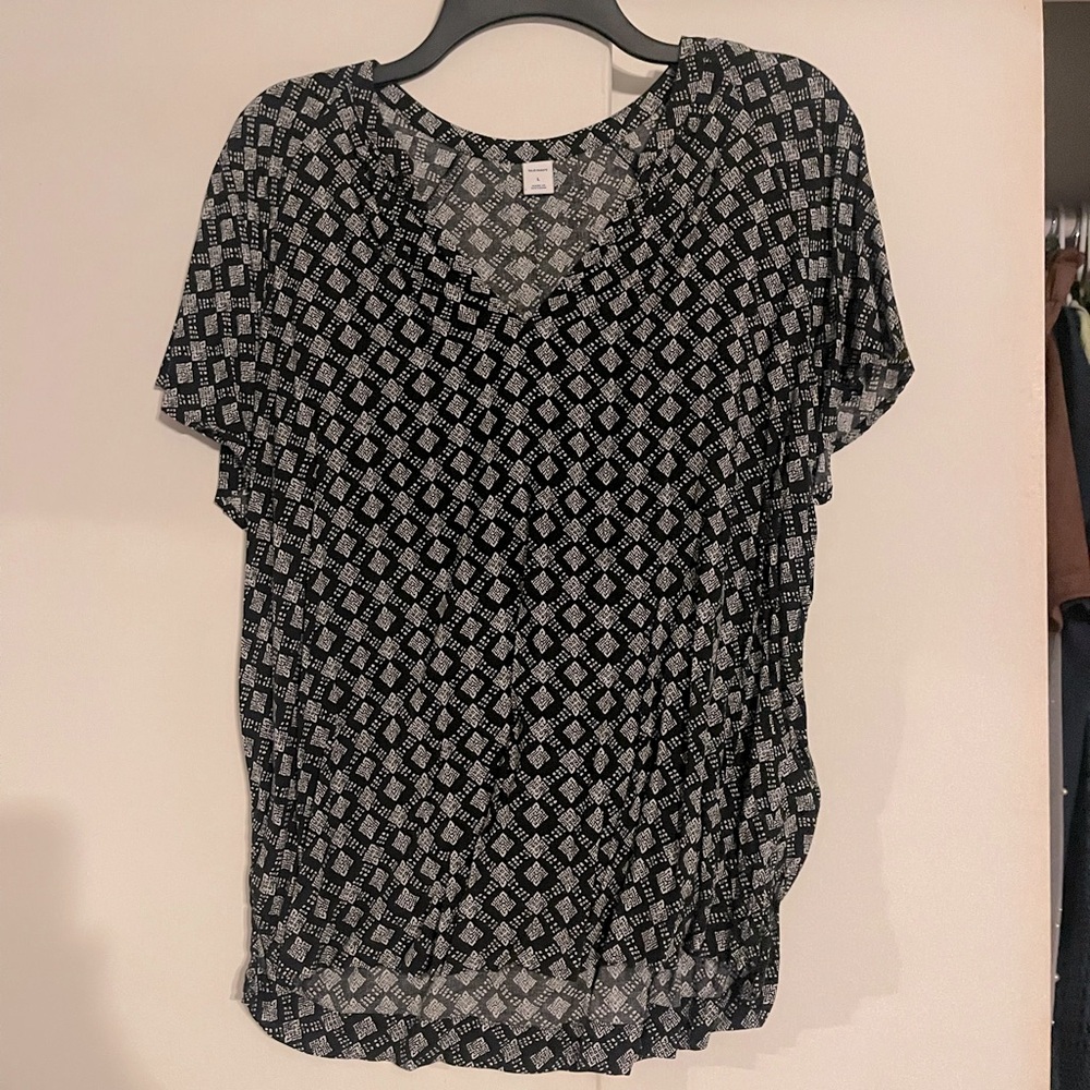 Black and white blouse top